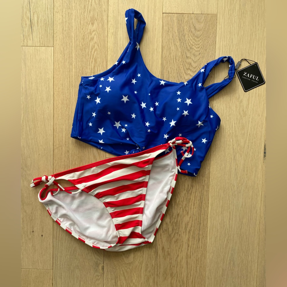 Zaful Two Piece Swimsuit americano 4th of July Summer Womens Size L Nwt